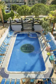 Mutlu Hotel - Pool