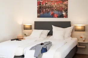 Habitación en casa de familia con sauna y jardín - Habitación