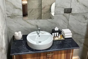 Xenious Opulent Hamirpur - Badezimmer