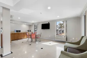 Regency Inn Near Boardwalk & Hurlburt Field - Hall
