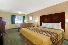 Super 8 by Wyndham Universal City - Chambre