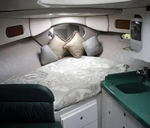 Houseboat - Camera