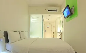 POP! Hotel Festival Citylink - Room