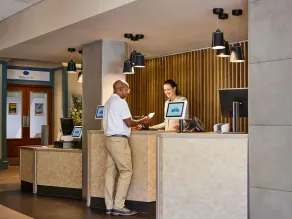 Mercure Northampton - Reception