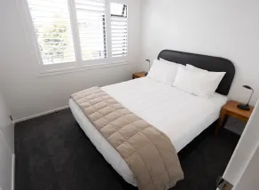 Belle Mer Beachfront Apartments - Habitación