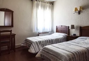 Hostal La Plaça - Chambre