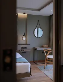 HIDE ELLA Hotel & Resort - Room