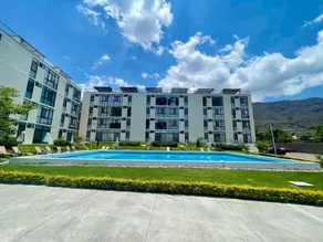 Apartment in El Chante Lake View & Private Roof - Piscine