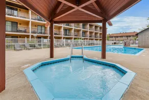 Best Western Ambassador Inn & Suites - Piscine