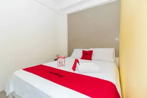 RedDoorz at DBuilders Rooms Ph1 Taguig - Chambre
