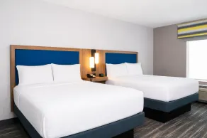 Hampton Inn & Suites Chicago/St. Charles - Zimmer