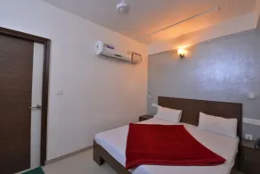 Hotel Pride - Room