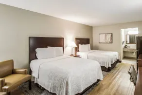 Red Roof Inn PLUS+ Dallas - Addison - Rum