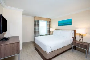 Holiday Inn Express & Suites Nassau by IHG - Room