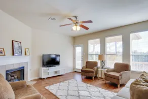 4 Mi to TPC San Antonio: Cozy Getaway w/ Deck! - Interiør