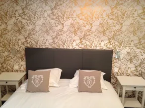 Hôtel Central - Room
