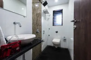 Hotel Shelter Palace - Baño