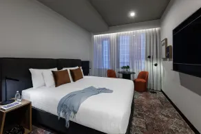 Veriu Queen Victoria Market - Room