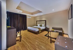 Hotel Golden Leaf Kashmir - Room