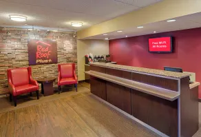 Red Roof Inn PLUS+ Pittsburgh East - Monroeville - Resepsjon