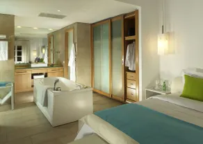 Petasos Beach Resort & Spa - Small Luxury Hotels of the World - Chambre