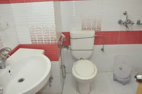 Hotel Muskan Palace - Bathroom