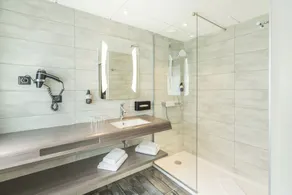 Hôtel Turenne - Salle de bain
