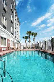 Country Inn & Suites by Radisson, St Petersburg - Clearwater, FL - Pool