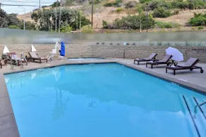 Holiday Inn Express & Suites San Diego - Mission Valley by IHG - Piscina