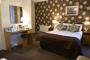 Dobbins Inn - Room