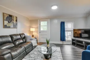 Pet-friendly Auburn Apartment w/ Balcony! - Interiör