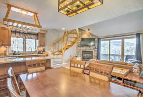 NOUVEAU! Ski Condo w / Pool-Mins à Story Land + Attitash! - Intérieur
