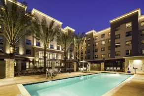 Staybridge Suites Irvine - John Wayne Airport by IHG - Piscine