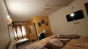 GLEN RESIDENCY - Room