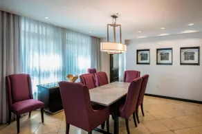 Courtyard by Marriott Tulsa Downtown - Værelse