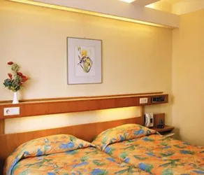Hotel Zurich - Room