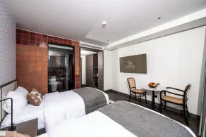 We Hotel Riverfront  - Chambre