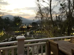 Ruean Racha - Restaurant