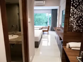 Lake View Resort Lonavala - Interiør