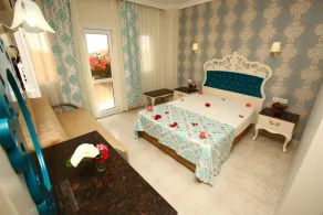 Turk Hotel - Quarto
