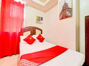 OYO 894 Cosmo Hotel P Campa Manila - Room