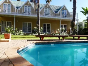 @Yamkela Guest House - Piscina
