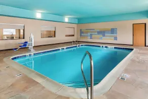 Comfort Suites Vincennes - Piscine