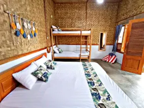 Cianjur Paddies Hostel - Zimmer