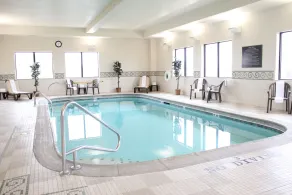 Hampton Inn & Suites Addison - Piscine