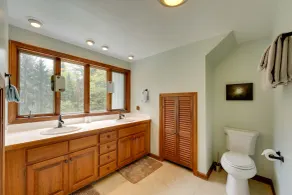 Mendon Home w/ Hot Tub, Fire Pit & Near Skiing! - Badezimmer