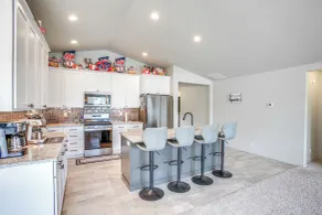 3 Mi to Spokane River! Furnished Patio & Yard - Innenbereich