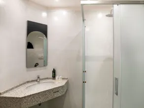 B&B HOTEL Latina - Bathroom