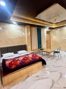 Majestic Mountain Bhaiji Guest House - Room
