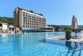 Apartmani Fruški Cvet - Fruške Terme - Pool